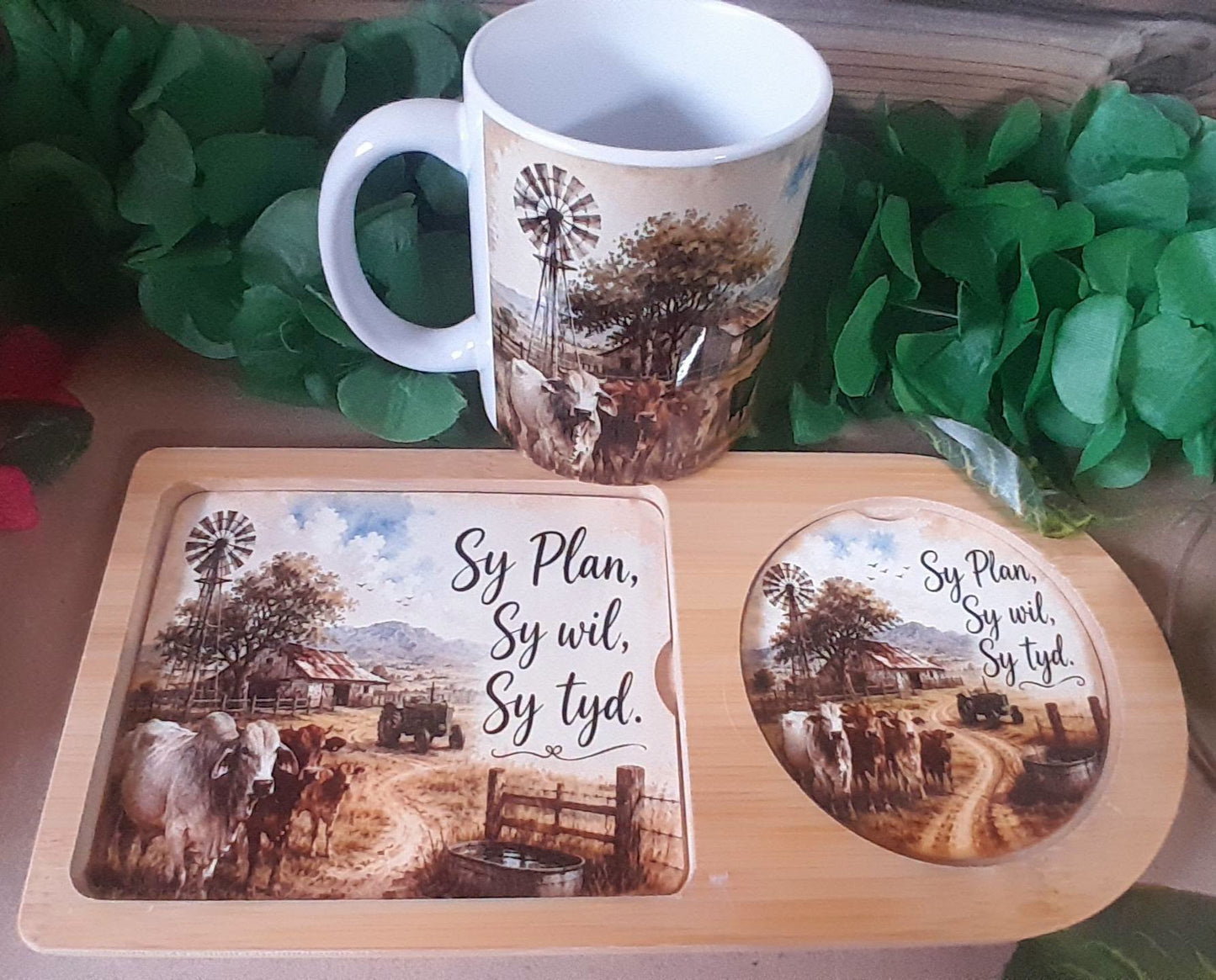 Printed Rusk / Biscuit Wooden Board with Mug