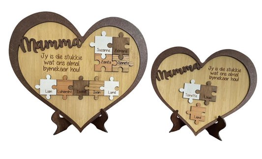 Personalized Puzzle Heart Stand with name pieces
